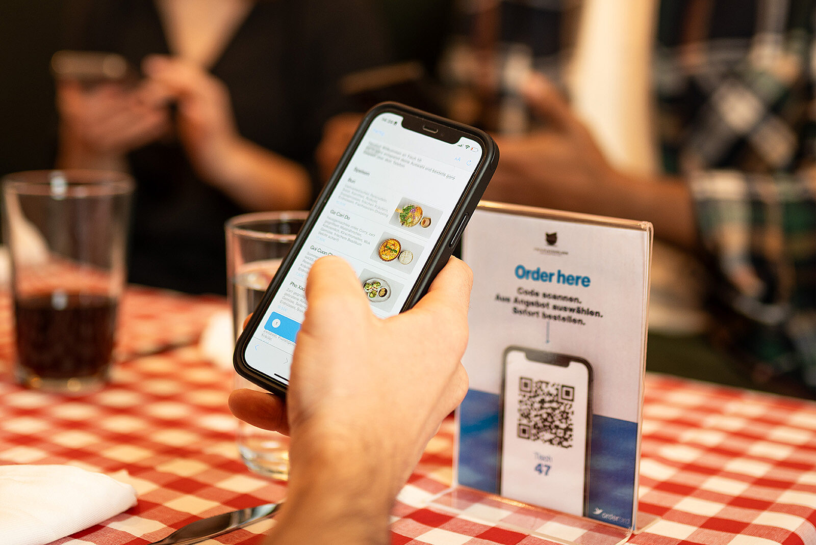 QR ordering system for restaurants showing cost savings